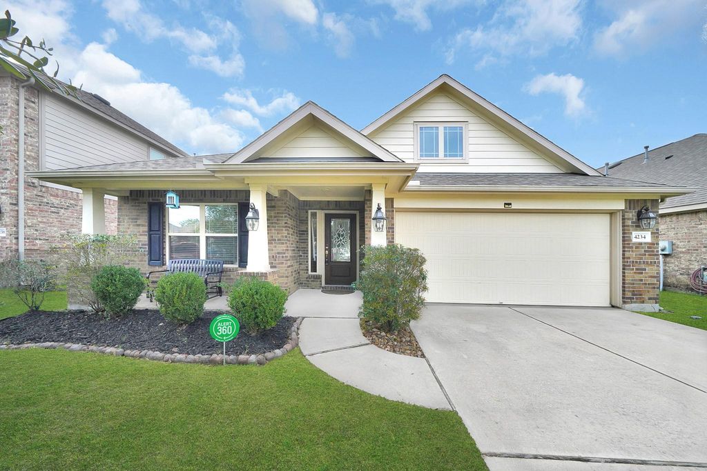 4234 Bearberry Avenue, Baytown, TX 77521