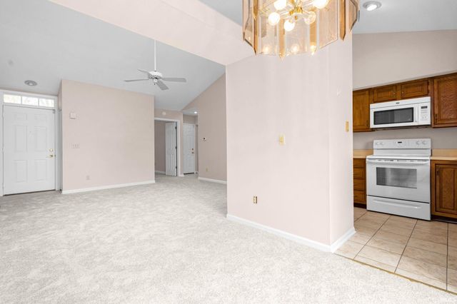 3312 E Jefferson Square, South Bend, IN 46615