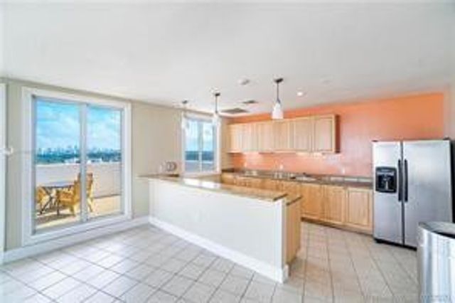 1830 Radius Drive 225, Hollywood, FL 33020