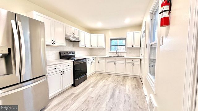 1229 CHURCH ST, Reading, PA 19601