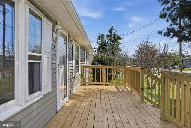 202 JASMINE LN, Martinsburg, WV 25401