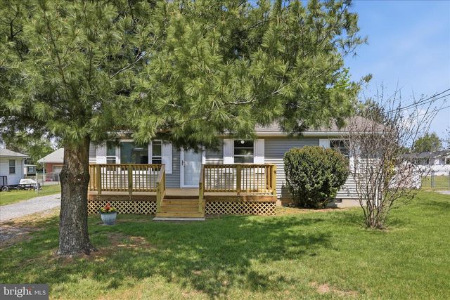 202 JASMINE LN, Martinsburg, WV 25401