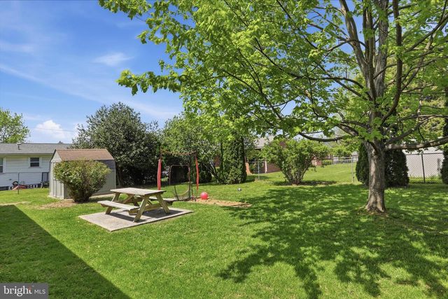 202 JASMINE LN, Martinsburg, WV 25401