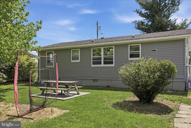 202 JASMINE LN, Martinsburg, WV 25401