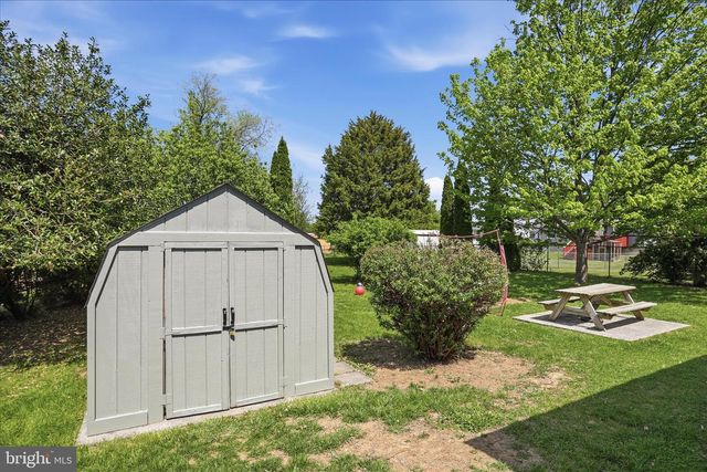 202 JASMINE LN, Martinsburg, WV 25401