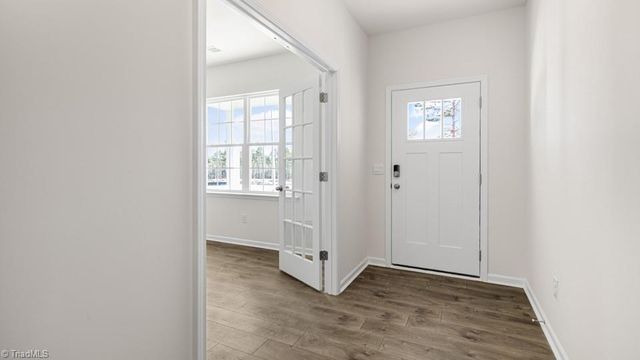 3019 Middle Creek Lane, Greensboro, NC 27405