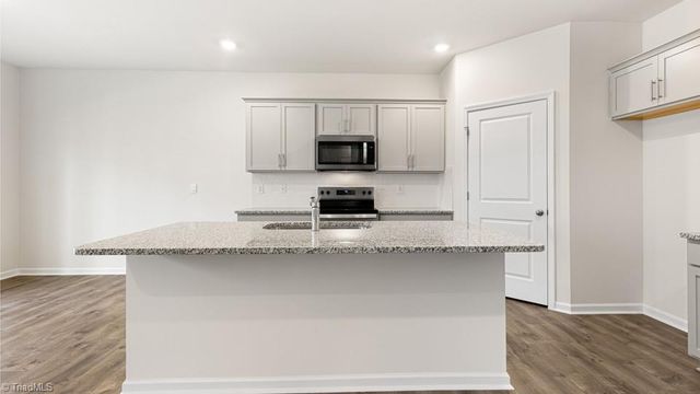 3019 Middle Creek Lane, Greensboro, NC 27405