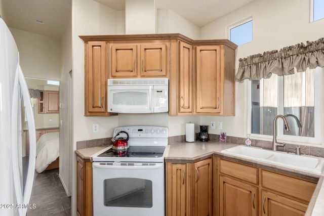 111 S GREENFIELD Road 421, Mesa, AZ 85206