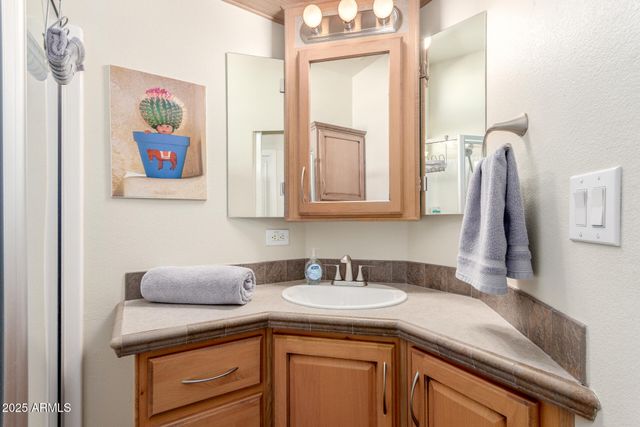 111 S GREENFIELD Road 421, Mesa, AZ 85206