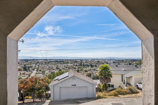 1940 Placer Drive, San Leandro, CA 94578