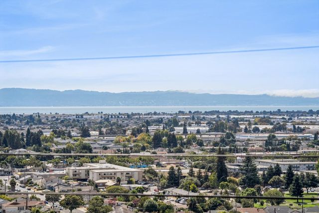1940 Placer Drive, San Leandro, CA 94578