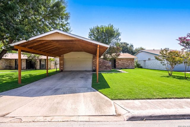 1126 CHURING DR, San Antonio, TX 78245