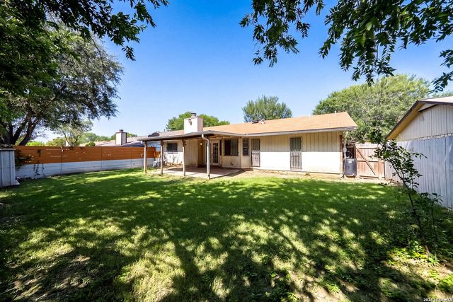 1126 CHURING DR, San Antonio, TX 78245