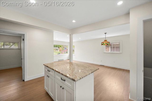 23344 Brookdale Boulevard, St. Clair Shores, MI 48082