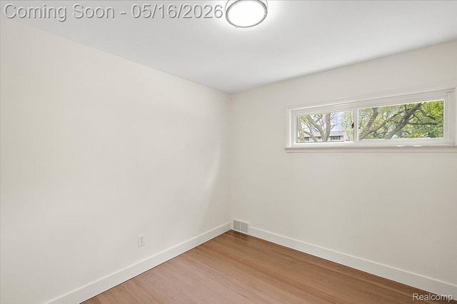 23344 Brookdale Boulevard, St. Clair Shores, MI 48082