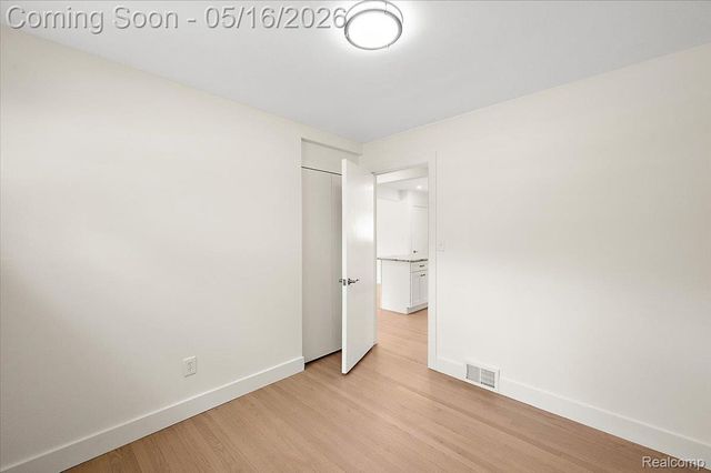 23344 Brookdale Boulevard, St. Clair Shores, MI 48082