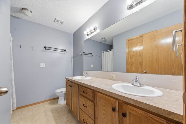 2602 E Kite, Wichita, KS 67219