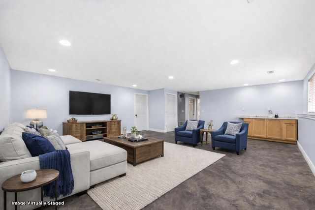 2602 E Kite, Wichita, KS 67219