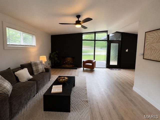8408 Buckthorn Drive, Berkeley, MO 63134