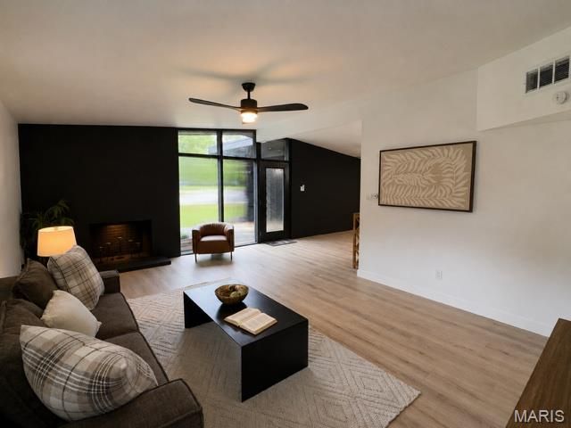 8408 Buckthorn Drive, Berkeley, MO 63134