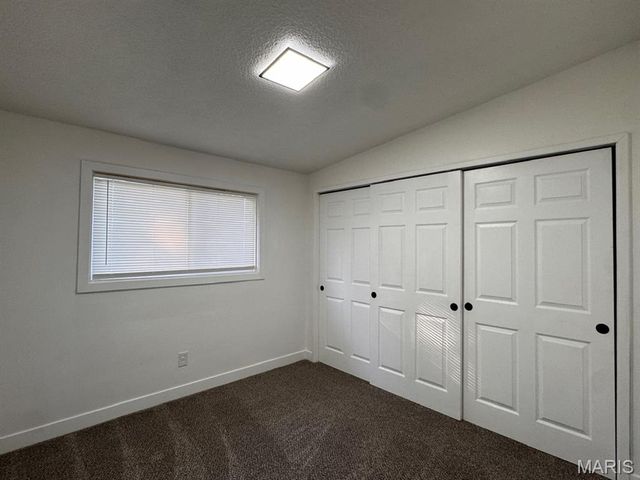 8408 Buckthorn Drive, Berkeley, MO 63134