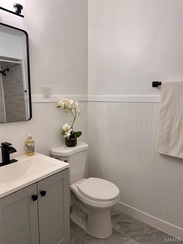 8408 Buckthorn Drive, Berkeley, MO 63134