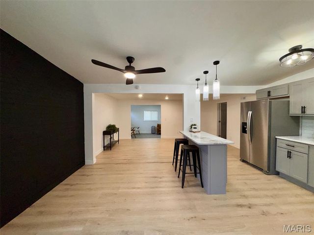8408 Buckthorn Drive, Berkeley, MO 63134