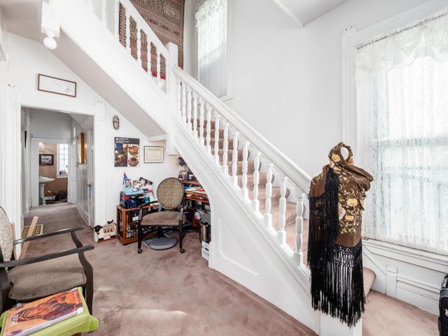 230 N 17th Street, Columbus, OH 43203