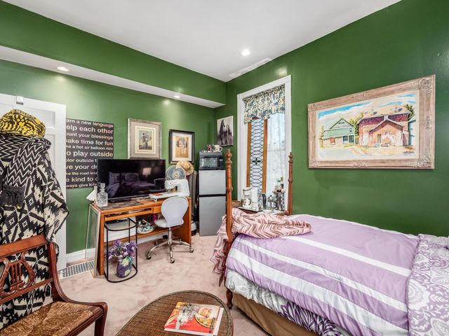 230 N 17th Street, Columbus, OH 43203