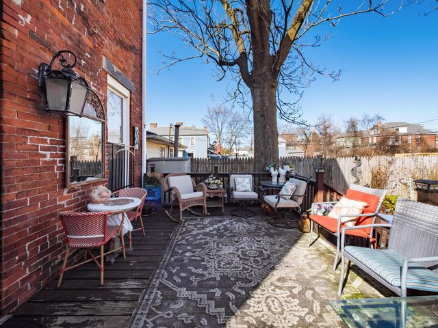 230 N 17th Street, Columbus, OH 43203