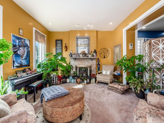 230 N 17th Street, Columbus, OH 43203