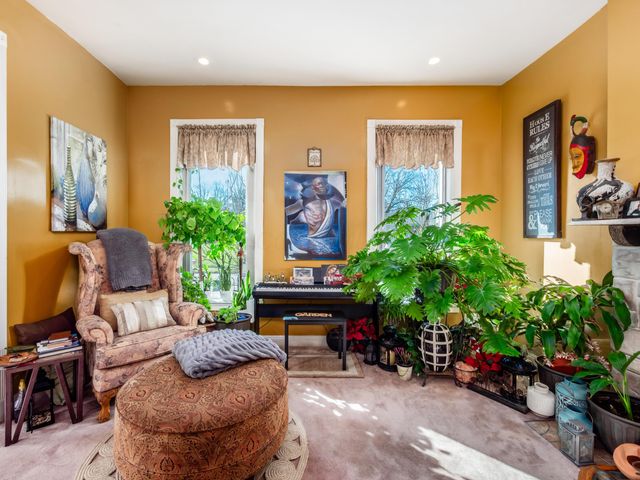 230 N 17th Street, Columbus, OH 43203