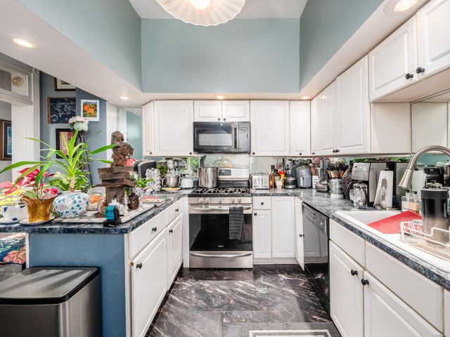 230 N 17th Street, Columbus, OH 43203