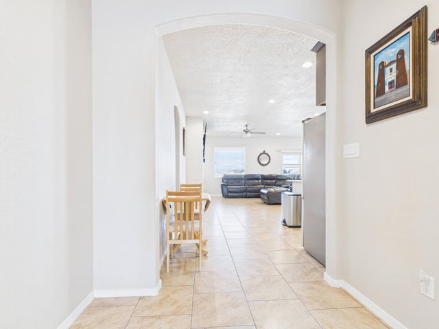 3300 Vatapa Road NE, Rio Rancho, NM 87144