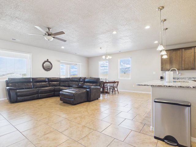 3300 Vatapa Road NE, Rio Rancho, NM 87144