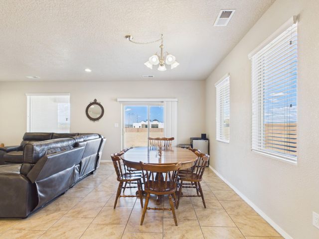 3300 Vatapa Road NE, Rio Rancho, NM 87144