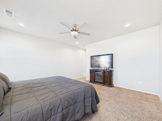 3300 Vatapa Road NE, Rio Rancho, NM 87144