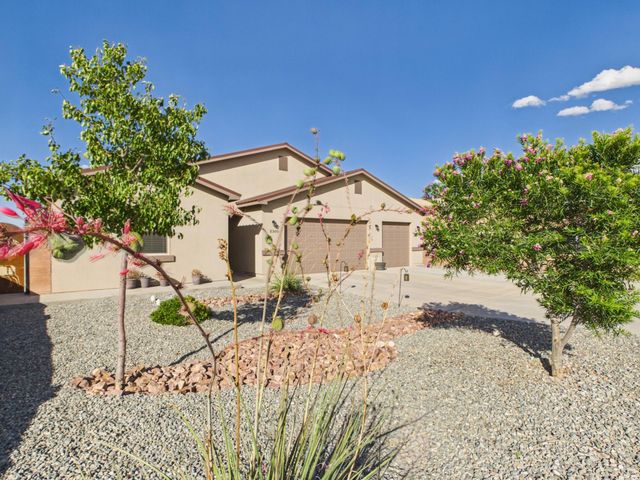3300 Vatapa Road NE, Rio Rancho, NM 87144