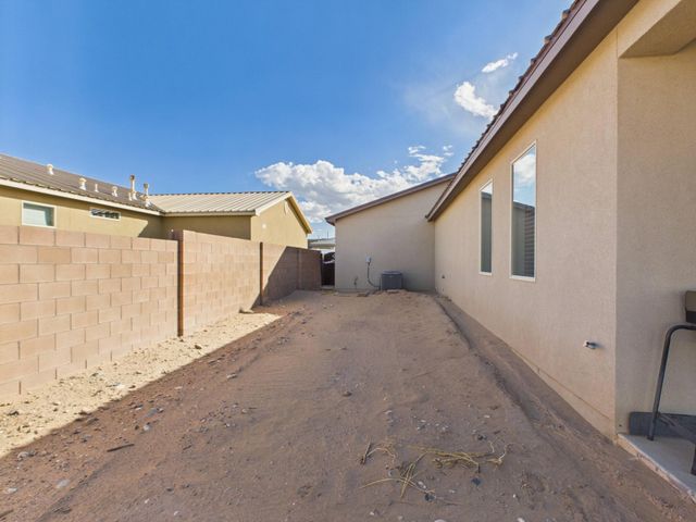 3300 Vatapa Road NE, Rio Rancho, NM 87144