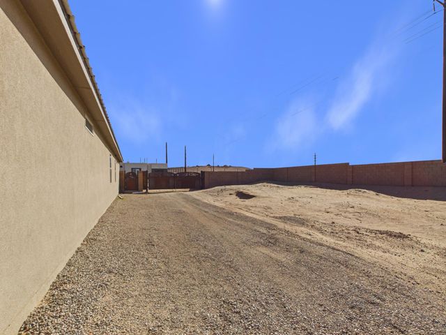 3300 Vatapa Road NE, Rio Rancho, NM 87144