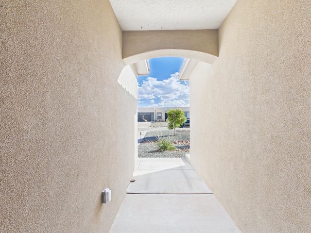 3300 Vatapa Road NE, Rio Rancho, NM 87144