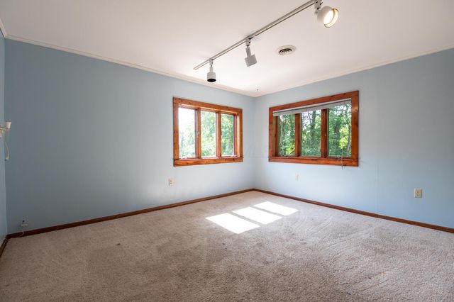 10271 Antle Orchard Road, Glouster, OH 45732