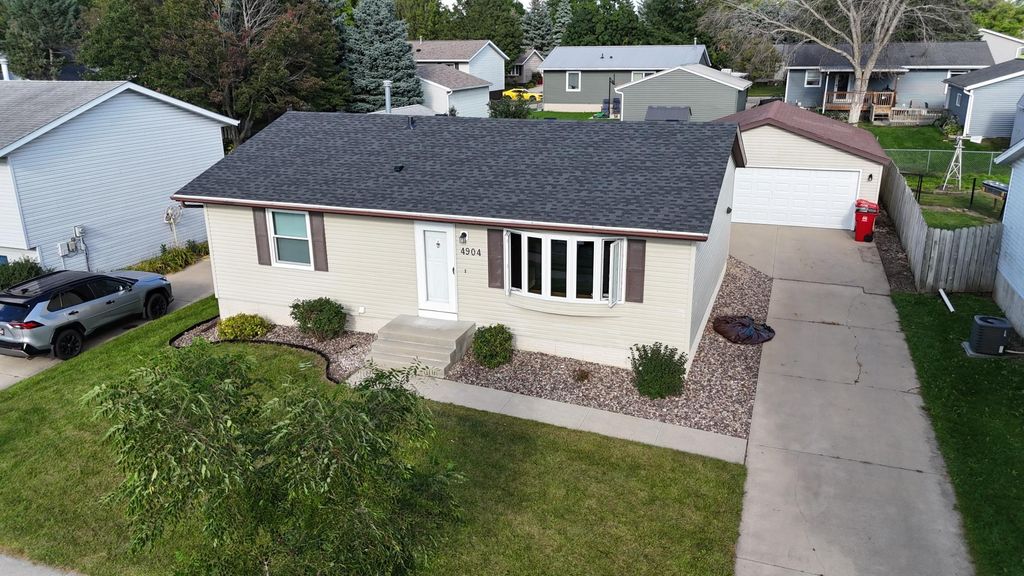 4904 24th Avenue NW, Rochester, MN 55901