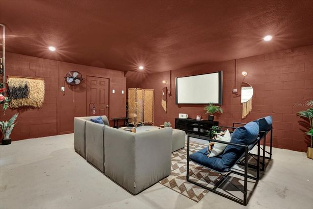 4732 PICKERING HARBOR PLACE, Tampa, FL 33619