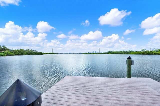 4732 PICKERING HARBOR PLACE, Tampa, FL 33619