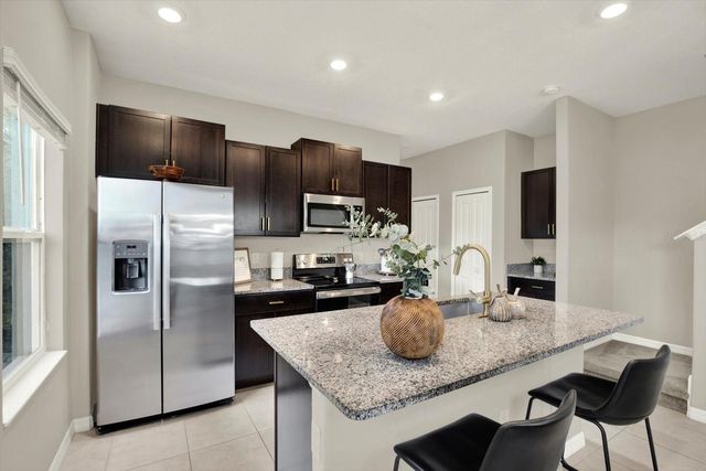 4732 PICKERING HARBOR PLACE, Tampa, FL 33619