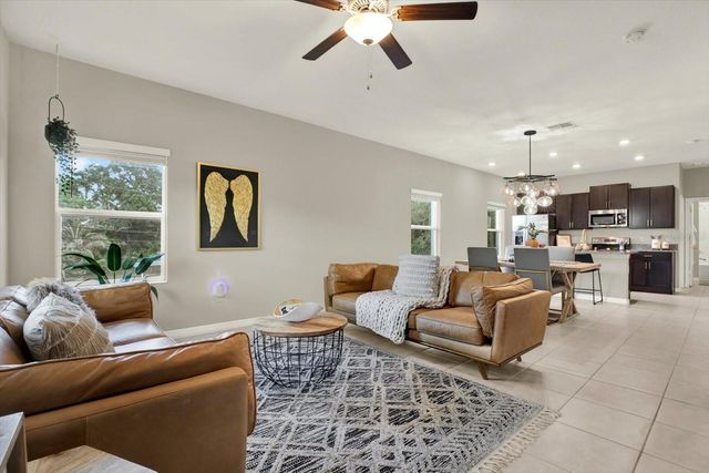 4732 PICKERING HARBOR PLACE, Tampa, FL 33619