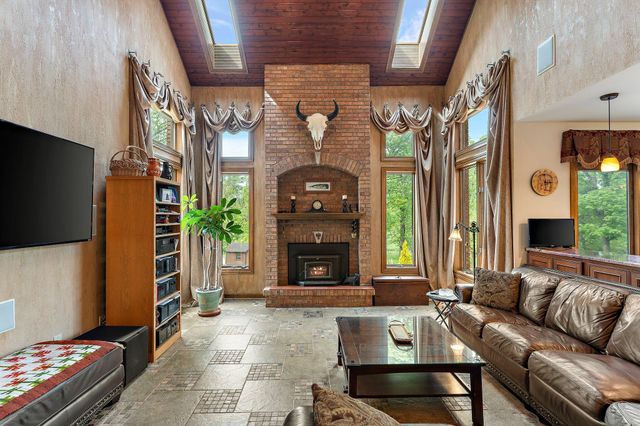 5788 E 105th Place, Crown Point, IN 46307