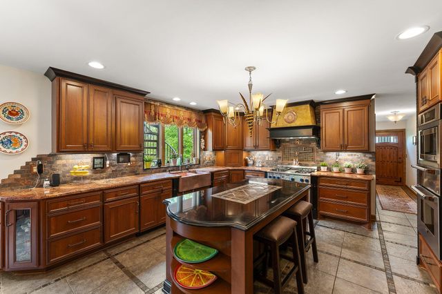 5788 E 105th Place, Crown Point, IN 46307