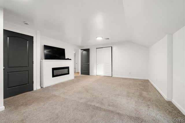 3223 W Seneca Tpke, Marcellus, NY 13215